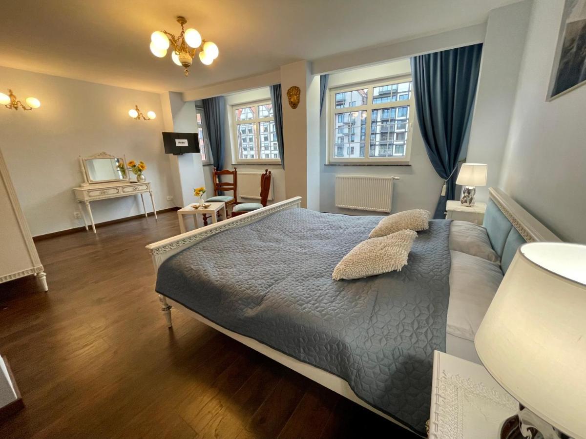 Apartamenty Michel Gdansk Centrum Boutique Hotel Ngoại thất bức ảnh