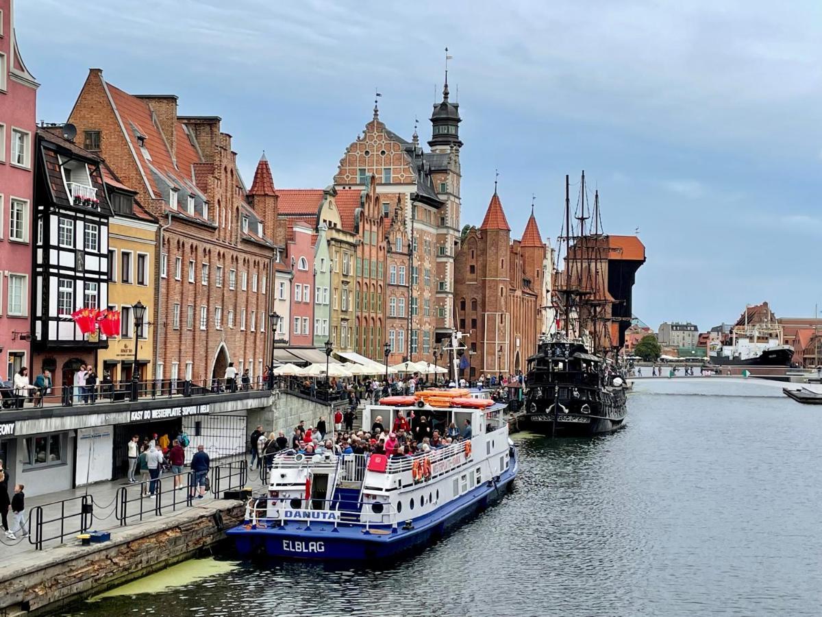 Apartamenty Michel Gdansk Centrum Boutique Hotel Ngoại thất bức ảnh