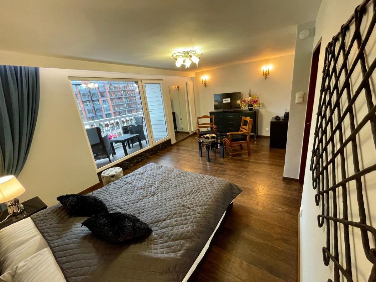 Apartamenty Michel Gdansk Centrum Boutique Hotel Ngoại thất bức ảnh