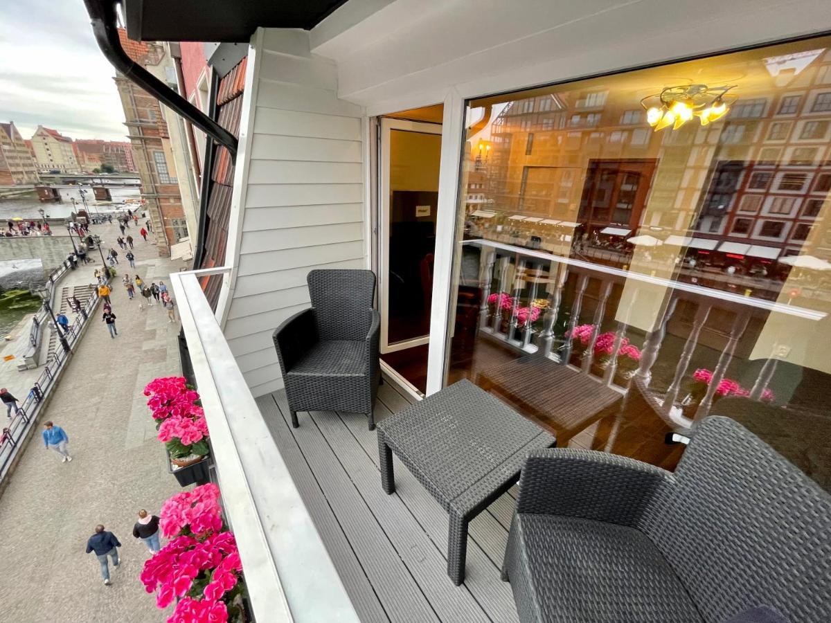 Apartamenty Michel Gdansk Centrum Boutique Hotel Ngoại thất bức ảnh