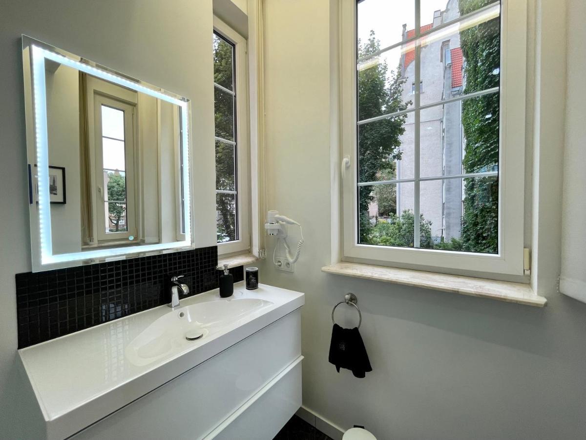 Apartamenty Michel Gdansk Centrum Boutique Hotel Ngoại thất bức ảnh